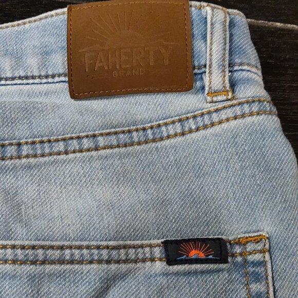 Faherty Light Blue Straight Jeans - Picture 1 of 8